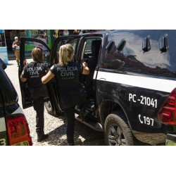 Policiais apreendem dois adolescentes suspeitos de homicídio em Campo Largo